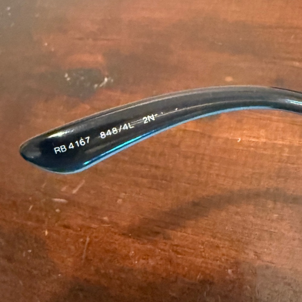 Ray-Ban sunnies, Caribbean blue frames, gray fade lenses. Case included - Picture 6 of 10